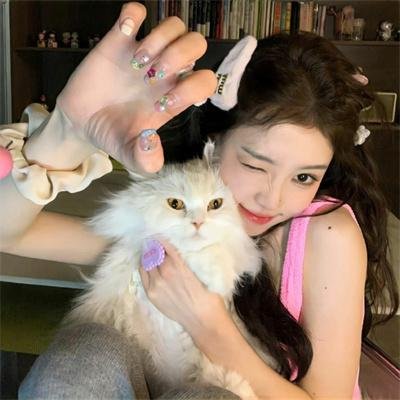 鲁卜哈利沙漠：非洲的女人